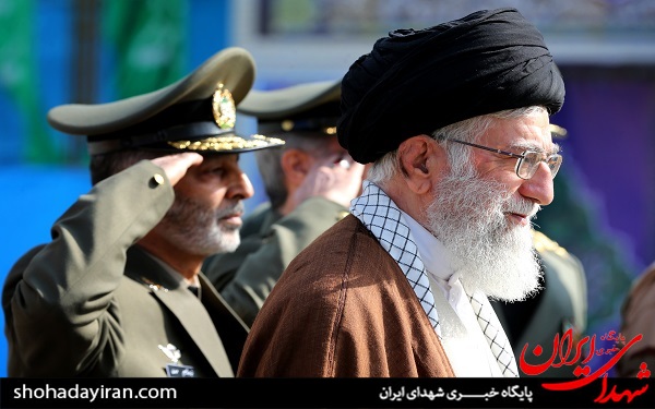 عکس/ حضور فرمانده کل قوا در مراسم دانشآموختگی دانشجویان افسری عکس/ حضور فرمانده کل قوا در مراسم دانشآموختگی دانشجویان افسری