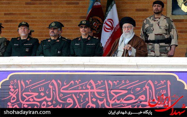 عکس/ حضور فرمانده کل قوا در مراسم دانشآموختگی دانشجویان افسری عکس/ حضور فرمانده کل قوا در مراسم دانشآموختگی دانشجویان افسری