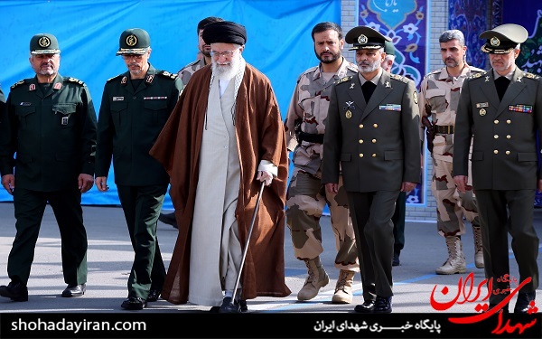 عکس/ حضور فرمانده کل قوا در مراسم دانشآموختگی دانشجویان افسری عکس/ حضور فرمانده کل قوا در مراسم دانشآموختگی دانشجویان افسری