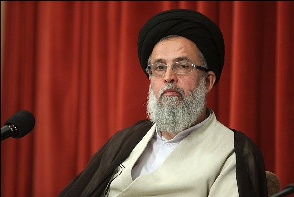 غیرمسلمان نمی تواند نماینده مسلمانها در شوراها باشد