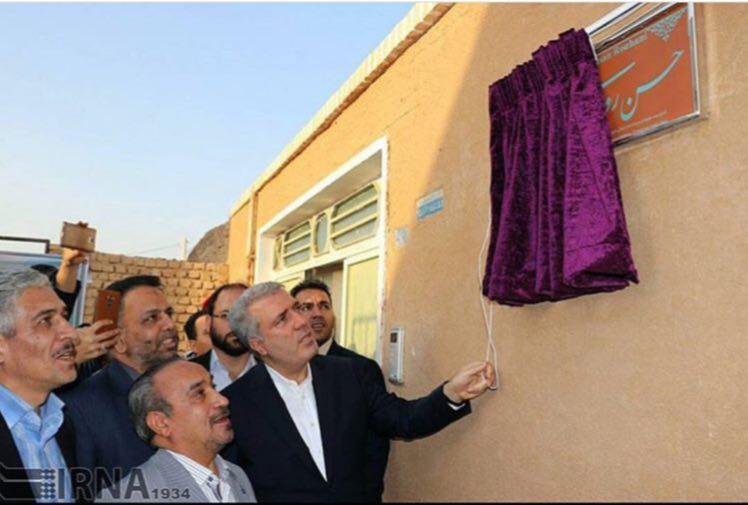 تملق گویی مدرن! +عکس تملق گویی مدرن! +عکس