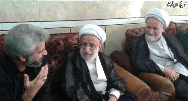 عکس/ دیدار آیت‌ الله جنتی با خانواده شهید حججی