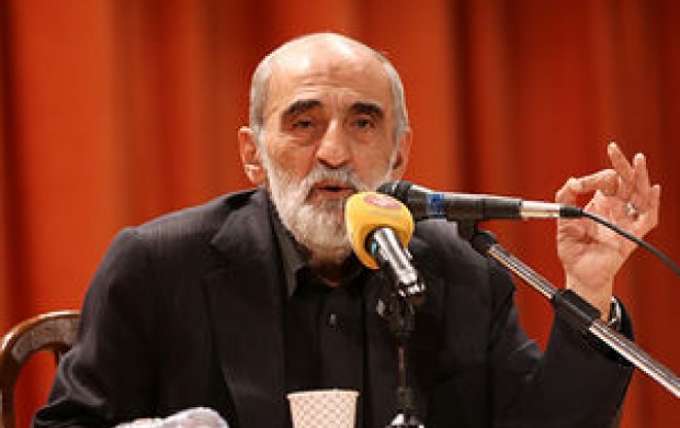 انگشت کوچک احمدی‌نژاد هم نمی‌شدید/به امیرالمؤمنین هم اعتراض می‌کردید؟!