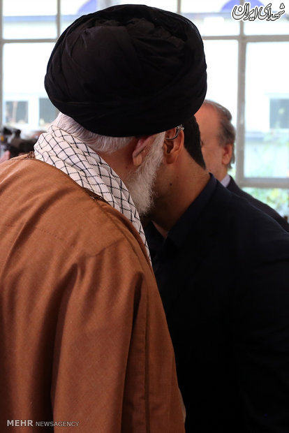 دیدار کشتی‌گیر سرافراز علیرضا کریمی با رهبر انقلاب/عکس