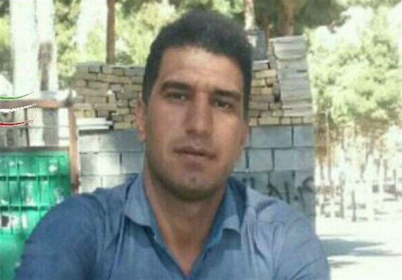 تنها شهید نیروی انتظامی در زلزله کرمانشاه + عکس تنها شهید نیروی انتظامی در زلزله کرمانشاه + عکس
