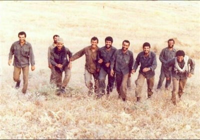 تصاویر دیده نشده از سردار همدانی و علمداران قراویز تصاویر دیده نشده از سردار همدانی و علمداران قراویز