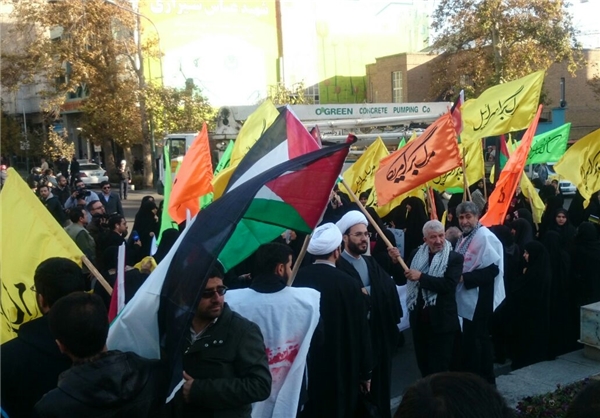 فریاد انزجار دانشگاهیان:تا فتنه باقی است مبارزه ادامه دارد فریاد انزجار دانشگاهیان:تا فتنه باقی است مبارزه ادامه دارد