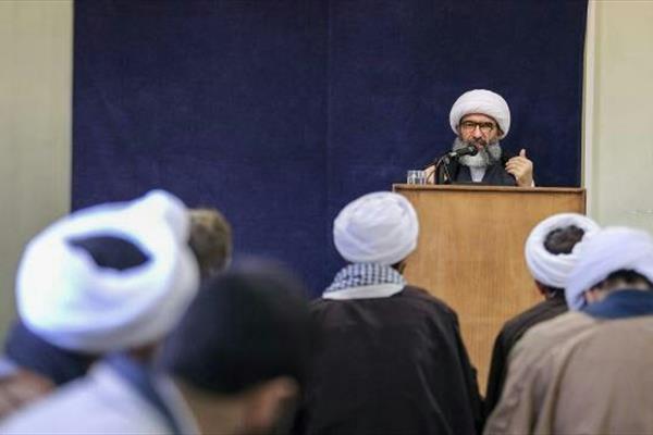 تعطیلی امر به معروف و نهی ازمنکر توسط سوپر انقلابی ها