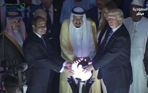 جزئیات اختصاصی از شلیک موشک یمن به کاخ سعودیها جزئیات اختصاصی از شلیک موشک یمن به کاخ سعودیها