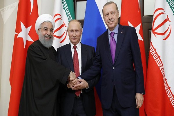 اردوغان: هر ۱۵ روز با روحانی و پوتین دیدار می کنم