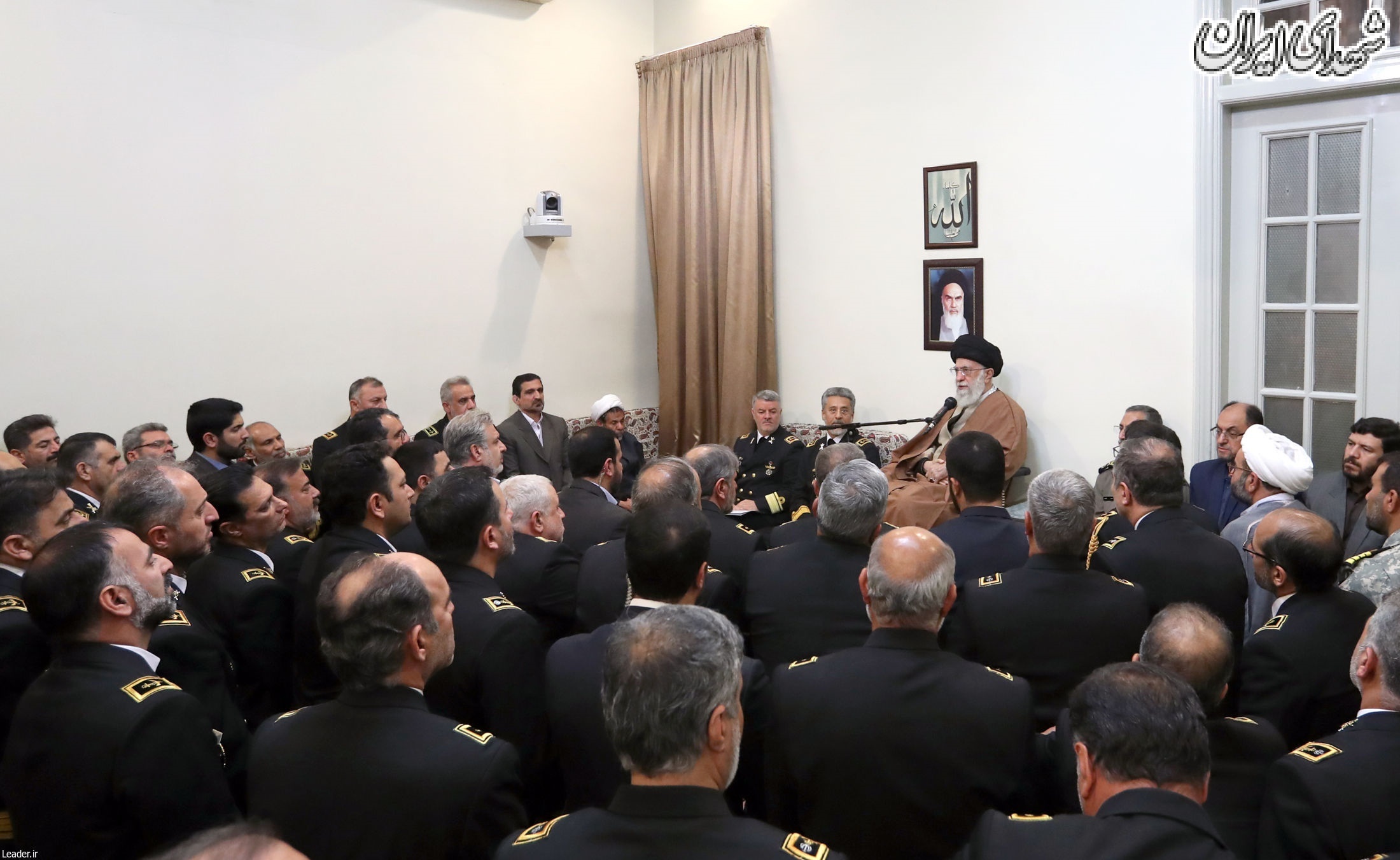 دیدار فرماندهان نیروی دریایی با رهبر انقلاب/عکس دیدار فرماندهان نیروی دریایی با رهبر انقلاب/عکس