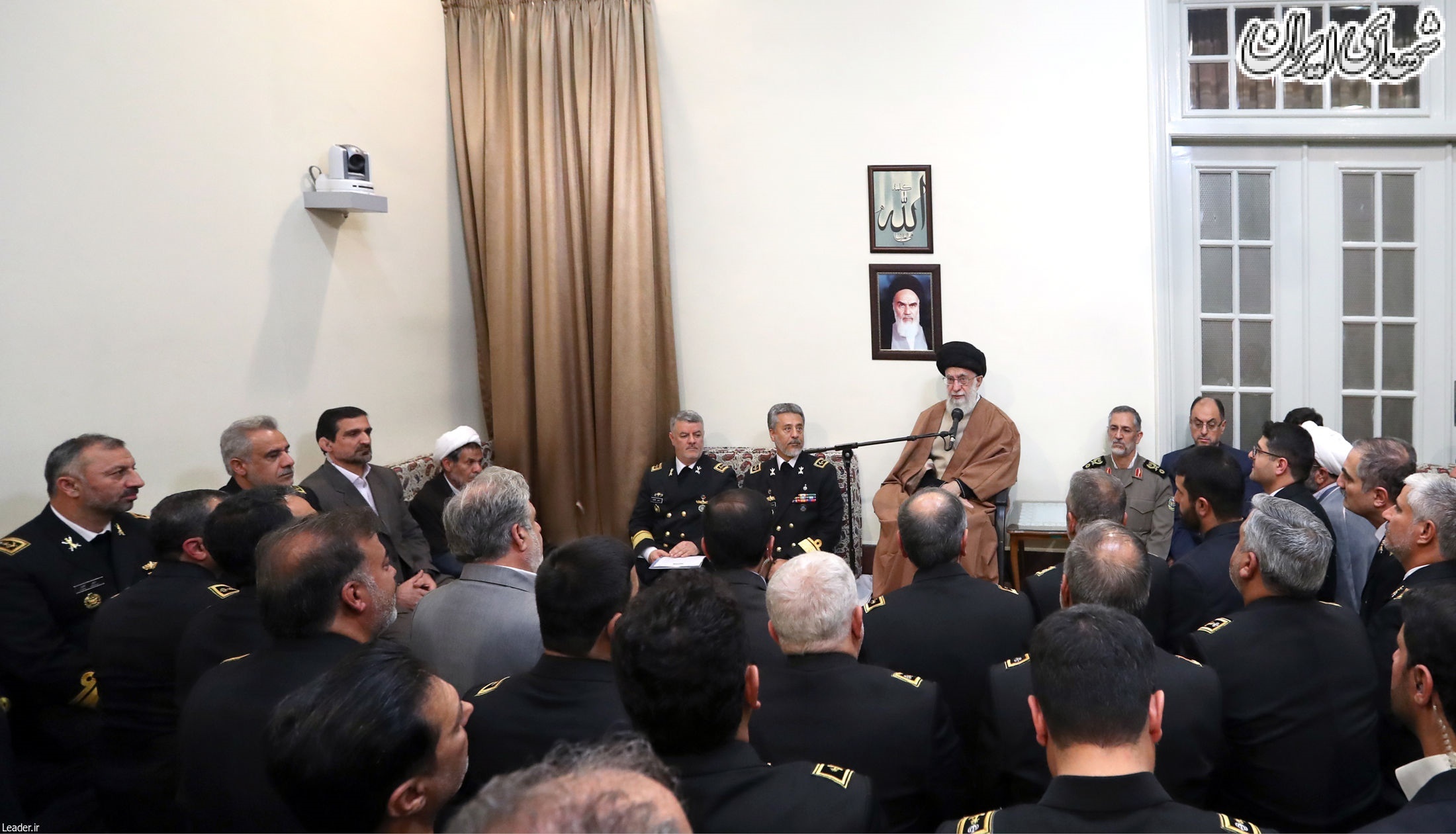 دیدار فرماندهان نیروی دریایی با رهبر انقلاب/عکس دیدار فرماندهان نیروی دریایی با رهبر انقلاب/عکس