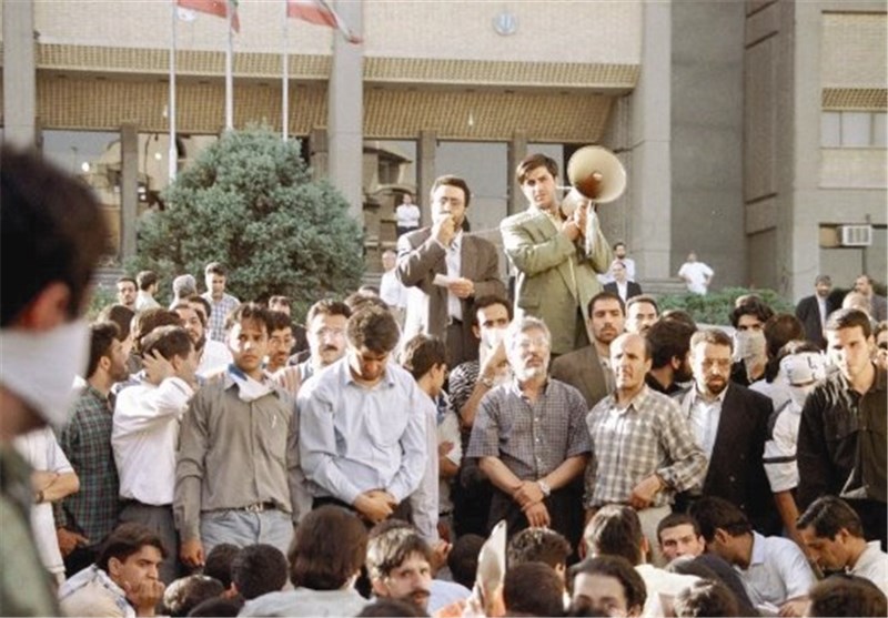 عنصر فعال در فتنه ها به فکر ایجاد فتنه ای دیگر/آیا تاج زاده دوباره بازداشت می شود؟ عنصر فعال در فتنه ها به فکر ایجاد فتنه ای دیگر/آیا تاج زاده دوباره بازداشت می شود؟