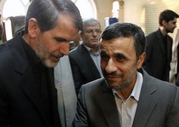 آقای احمدی نژاد! به آقای احمدی نژاد! به