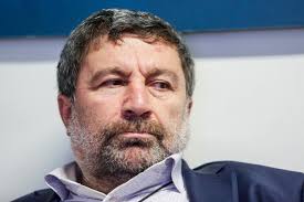روزنامهتان را از نفوذیها پاک کنید/ رفع حصر پیشکش!