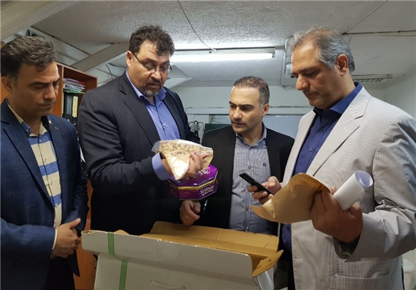 احضار یکی از مدیر عامل فروشگاه های بزرگ زنجیره ای احضار یکی از مدیر عامل فروشگاه های بزرگ زنجیره ای