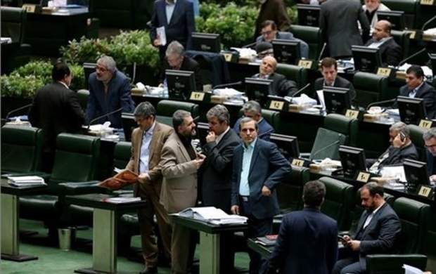 تبلیغ کالاهای خارجی ممنوع شد تبلیغ کالاهای خارجی ممنوع شد
