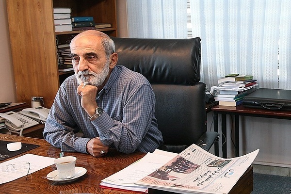 ماجرای بولتن اختصاصی خاتمی و مجری بی بی سی/ اسنادی که مهاجرانی را مجبور به فرار کرد/ با آمپول زدن سند درست نمی شود! ماجرای بولتن اختصاصی خاتمی و مجری بی بی سی/ اسنادی که مهاجرانی را مجبور به فرار کرد/ با آمپول زدن سند درست نمی شود!