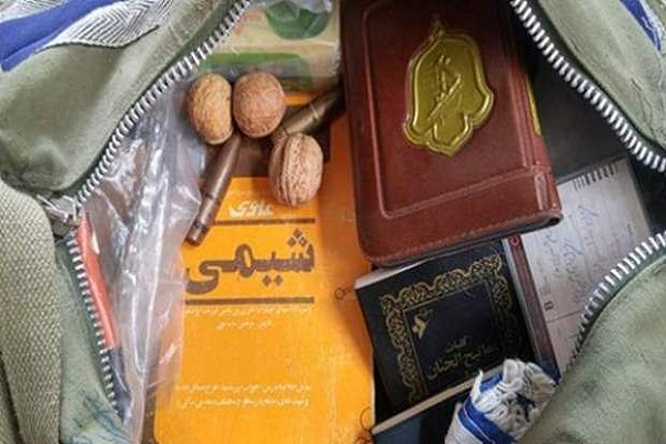 ساکی که بعد از ۳۲ سال باز شد +تصاویر ساکی که بعد از ۳۲ سال باز شد +تصاویر