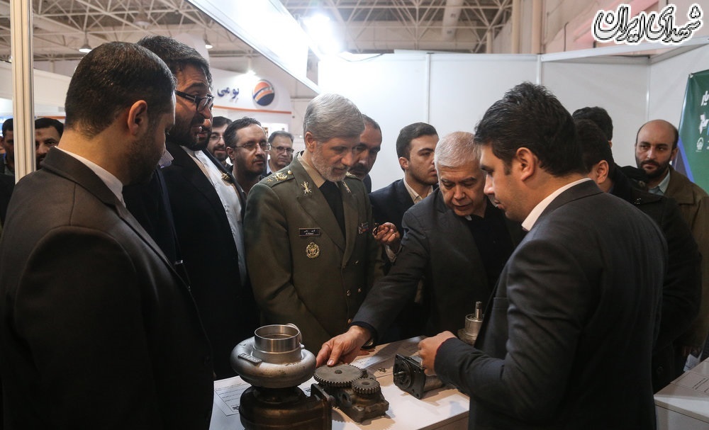 عکس/نوزدهمین نمایشگاه «دستاوردهای پژوهش، فناوری و فن‌بازار»