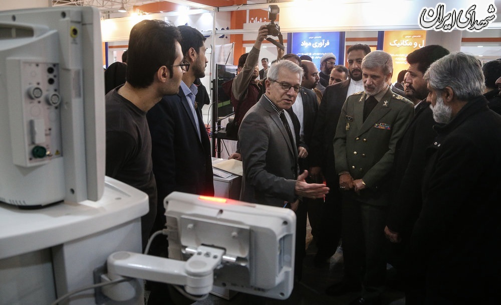 عکس/نوزدهمین نمایشگاه «دستاوردهای پژوهش، فناوری و فن‌بازار»