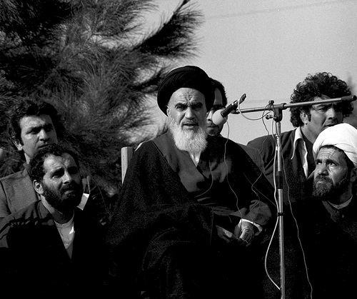فیلم/سخنان امام خمینی دربهشت زهرای تهران 12 بهمن 1357