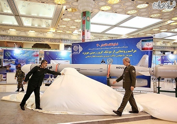 عکس/ رونمایی از موشک کروز برد بلند زمینی هویزه عکس/ رونمایی از موشک کروز برد بلند زمینی هویزه