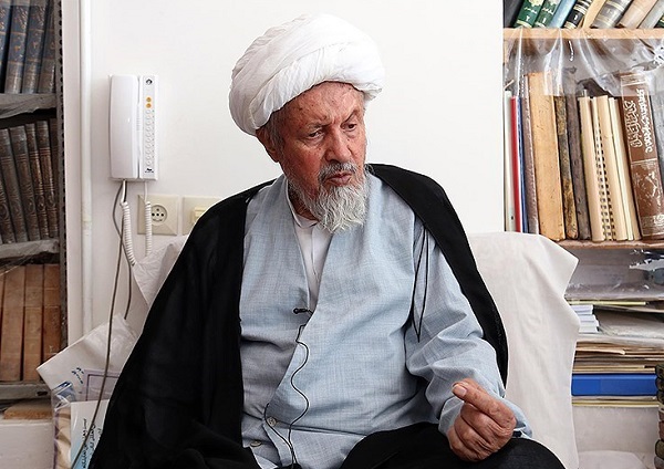 سطح هوشیاری آیت الله مومن تغییری نداشته سطح هوشیاری آیت الله مومن تغییری نداشته