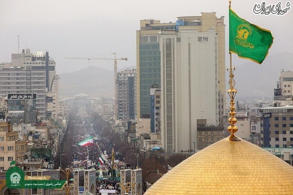 عکس/نمایی بی نظیر از راهپیمایی باشکوه ۲۲ مشهد