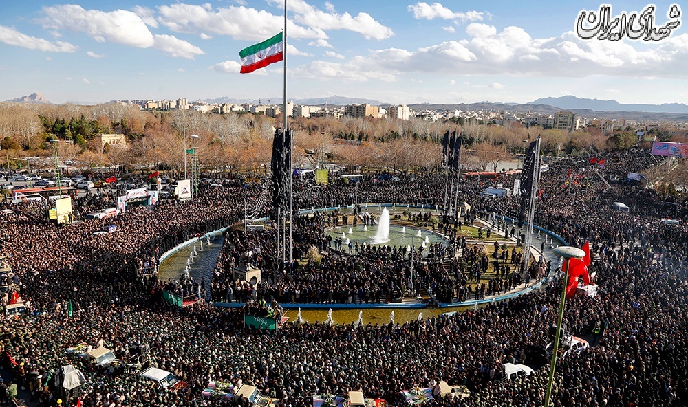 عکس/ تشییع پیکر شهدای حادثه تروریستی زاهدان در اصفهان