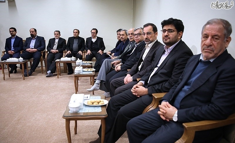 عکس/دیدار جمعی از مسئولان و محققان پژوهشکده علوم شناختی با رهبر معظم انقلاب