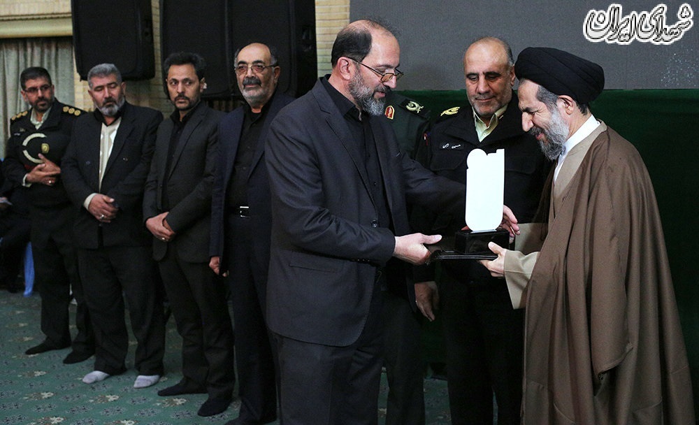 عکس/گرامیداشت سالروز شهدای حادثه خیابان پاسداران عکس/گرامیداشت سالروز شهدای حادثه خیابان پاسداران