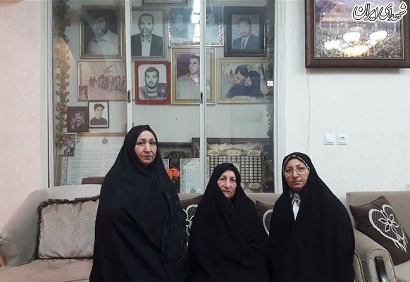 با امالبنین دفاع مقدس/روایتی از شهادت ۳ برادر+تصاویر با امالبنین دفاع مقدس/روایتی از شهادت ۳ برادر+تصاویر