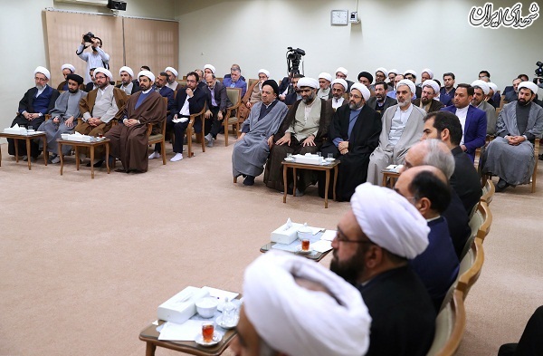 عکس/دیدار مسئولان دفتر تبلیغات اسلامی حوزه علمیه قم با امام خامنه ای