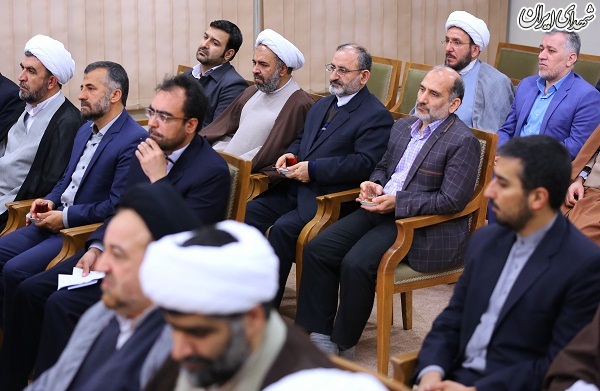 عکس/دیدار مسئولان دفتر تبلیغات اسلامی حوزه علمیه قم با امام خامنه ای