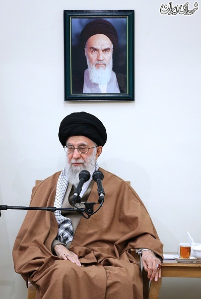 عکس/دیدار مسئولان دفتر تبلیغات اسلامی حوزه علمیه قم با امام خامنه ای