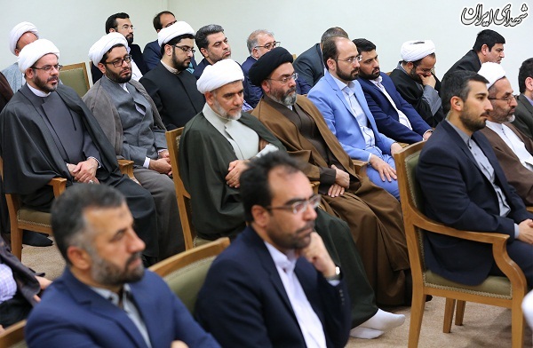 عکس/دیدار مسئولان دفتر تبلیغات اسلامی حوزه علمیه قم با امام خامنه ای