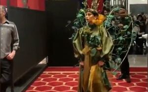اینجا شو لباس در لاس وگاس نیست؛ تهران است!+فیلم اینجا شو لباس در لاس وگاس نیست؛ تهران است!+فیلم