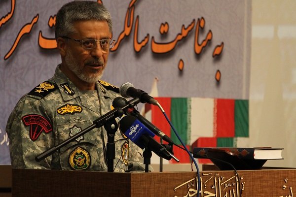 بیانیه گام دوم نشان از اقتدار رهبر و نظام بیانیه گام دوم نشان از اقتدار رهبر و نظام