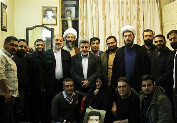 فیلم/مادر شهیدی که به آرزویش رسید فیلم/مادر شهیدی که به آرزویش رسید