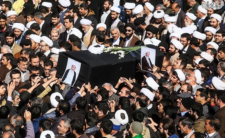 عکس/تشییع پیکر آیت‌الله محمد مؤمن درقم