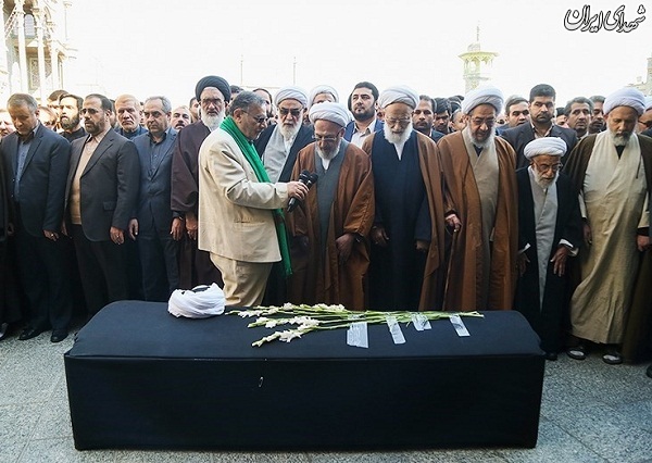عکس/تشییع پیکر آیت‌الله محمد مؤمن درقم
