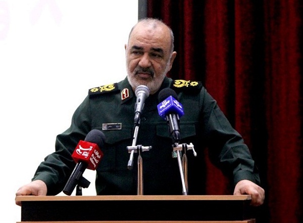 سردار سلامی:بیانیه آسمانی رهبر امید برای پیمودن راه سردار سلامی:بیانیه آسمانی رهبر امید برای پیمودن راه