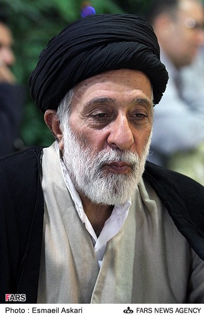 سید هادی خامنه ای: به مفاتیح الجنان یارانه ندهید