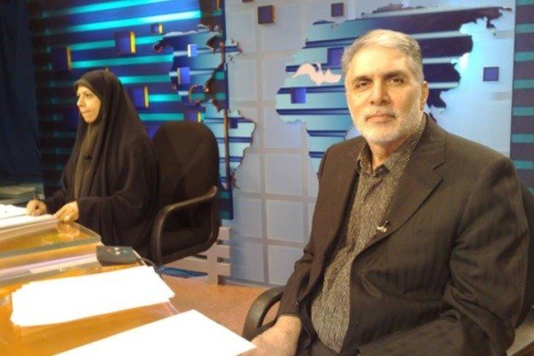 یاد و خاطره قاسم افشار در کلام ۵ گوینده خبر +عکس یاد و خاطره قاسم افشار در کلام ۵ گوینده خبر +عکس