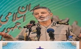فرمانده ارتش:خانواده شهدا باید مورد تکریم واقع شوند