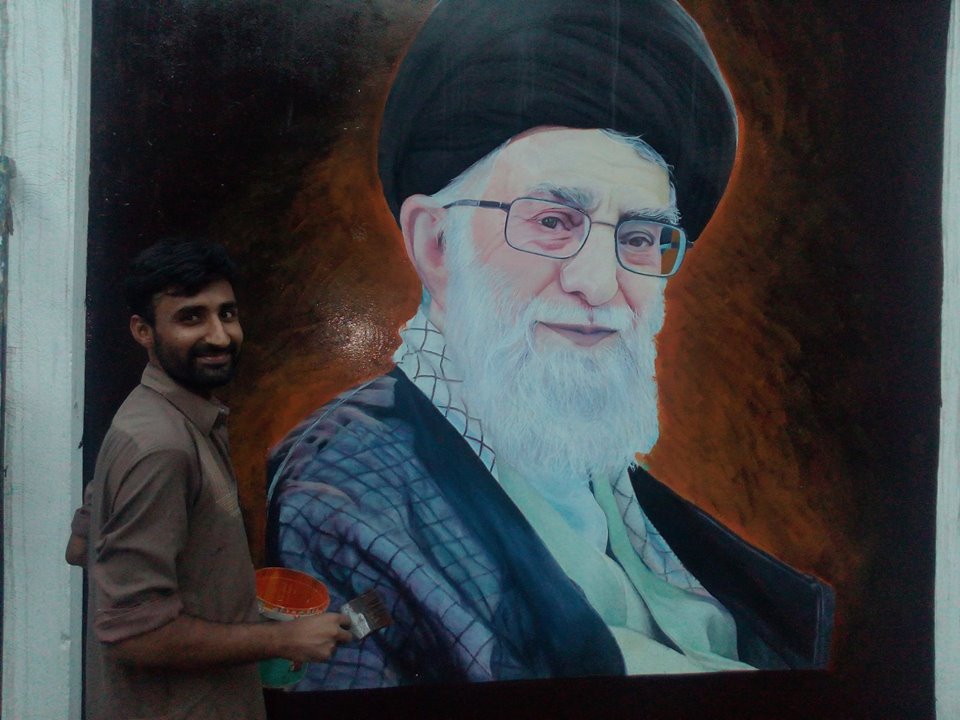 نقاشی چهره رهبر انقلاب توسط جوان پاکستانی + عکس نقاشی چهره رهبر انقلاب توسط جوان پاکستانی + عکس