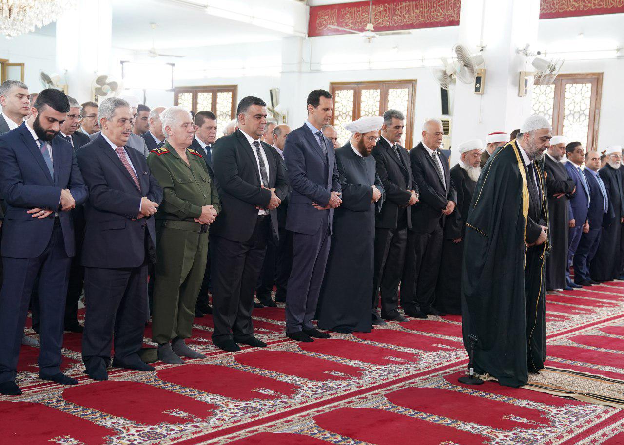 حضور بشار اسد در نماز عید فطر طرطوس + عکس