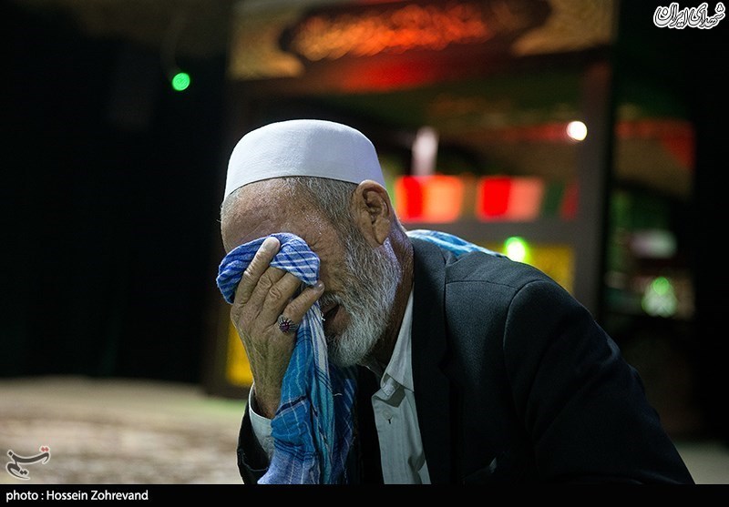 وداع با پیکر شهید فاطمیون در معراج شهدا/ عکس وداع با پیکر شهید فاطمیون در معراج شهدا/ عکس