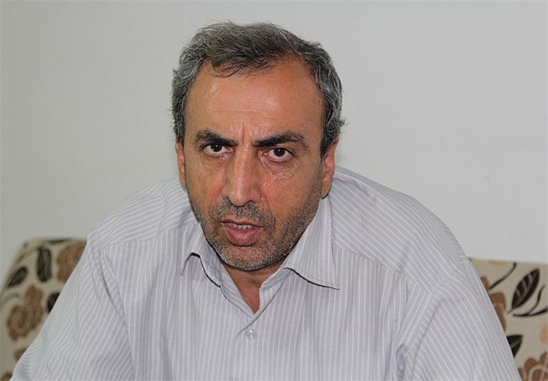 ۱۶ امضاکننده ۱۶ امضاکننده